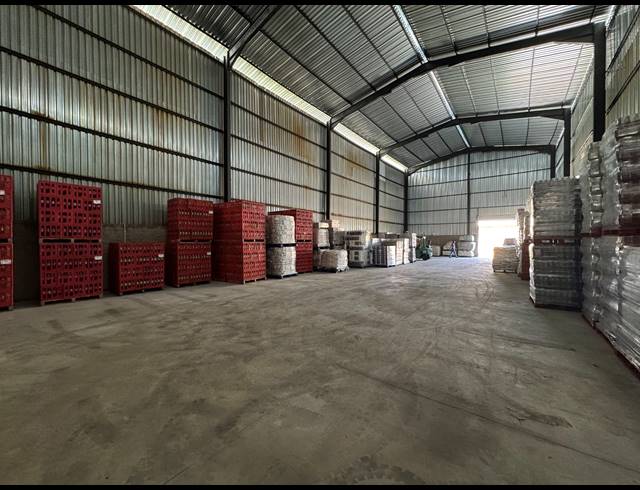 420M² WAREHOUSE TO LET IN INDUSTRIA WEST